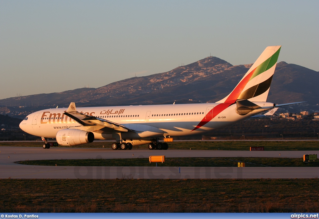 A6-EAB, Airbus A330-200, Emirates