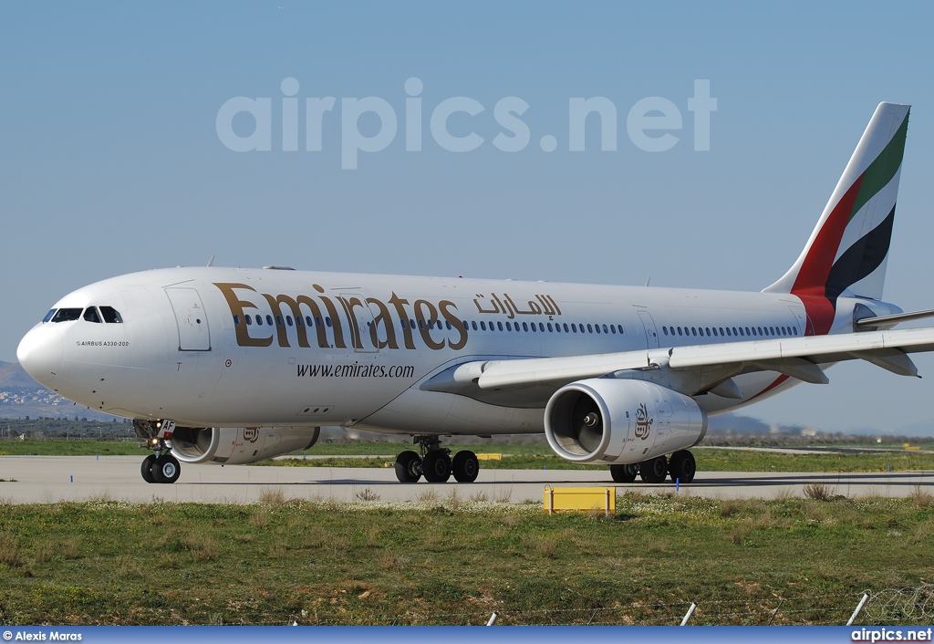 A6-EAF, Airbus A330-200, Emirates