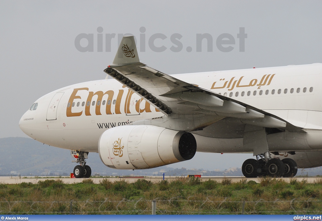 A6-EAG, Airbus A330-200, Emirates