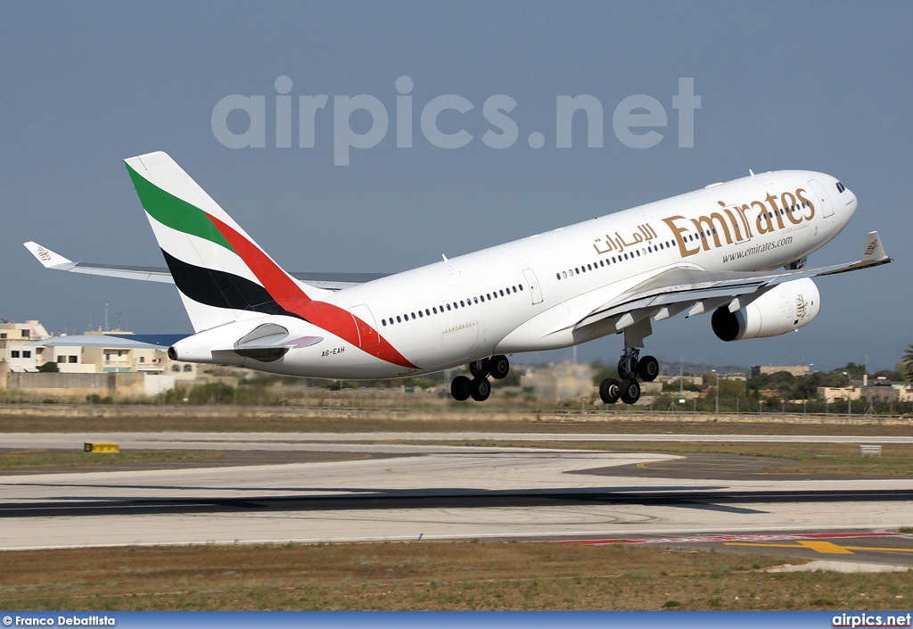 A6-EAH, Airbus A330-200, Emirates