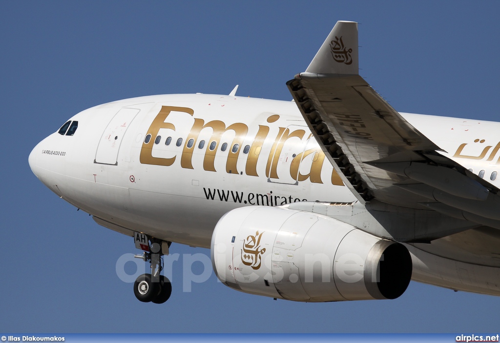 A6-EAH, Airbus A330-200, Emirates