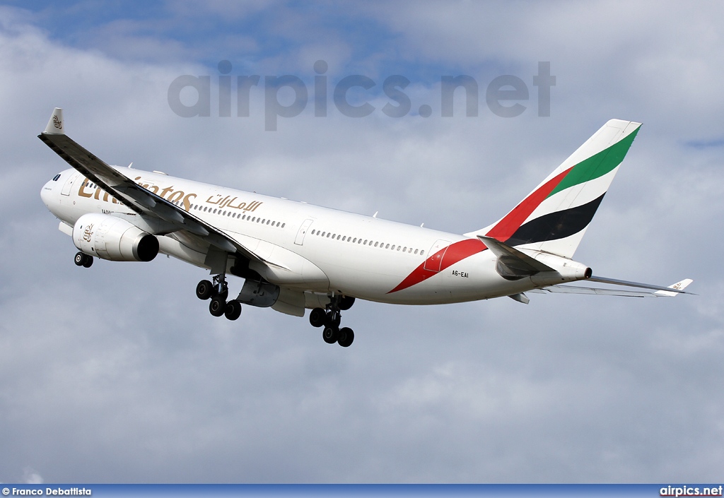 A6-EAI, Airbus A330-200, Emirates