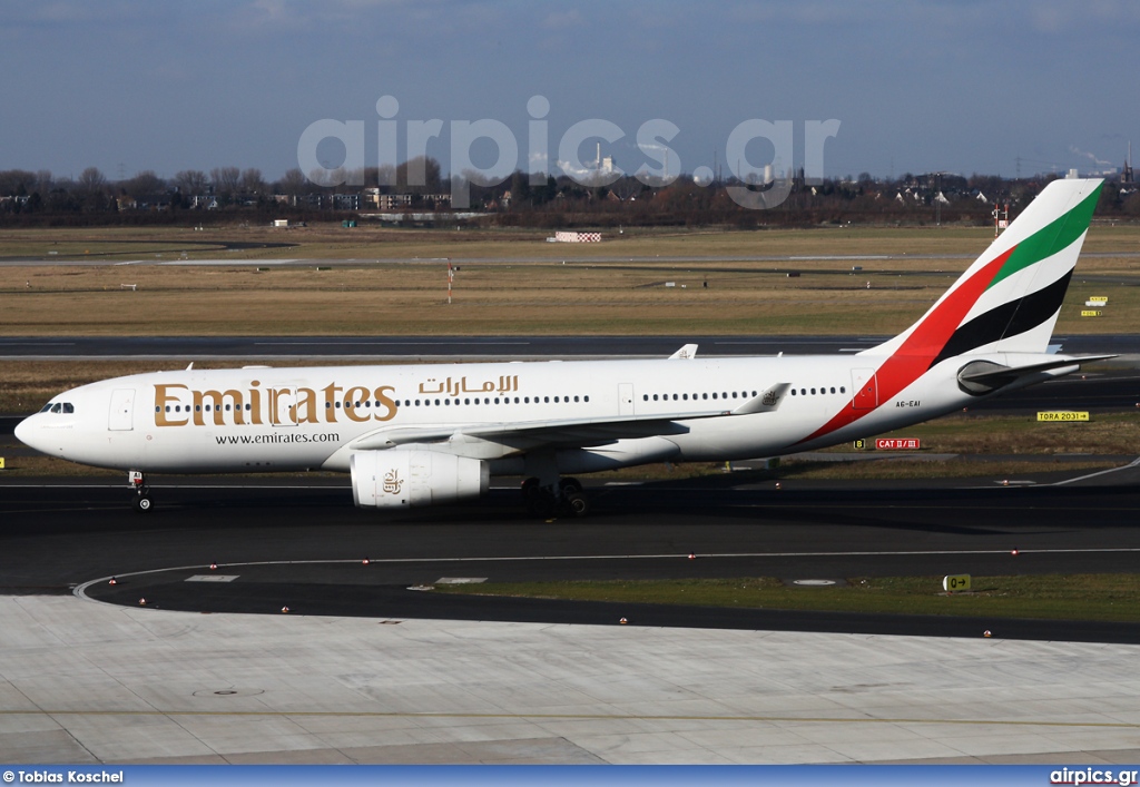 A6-EAI, Airbus A330-200, Emirates