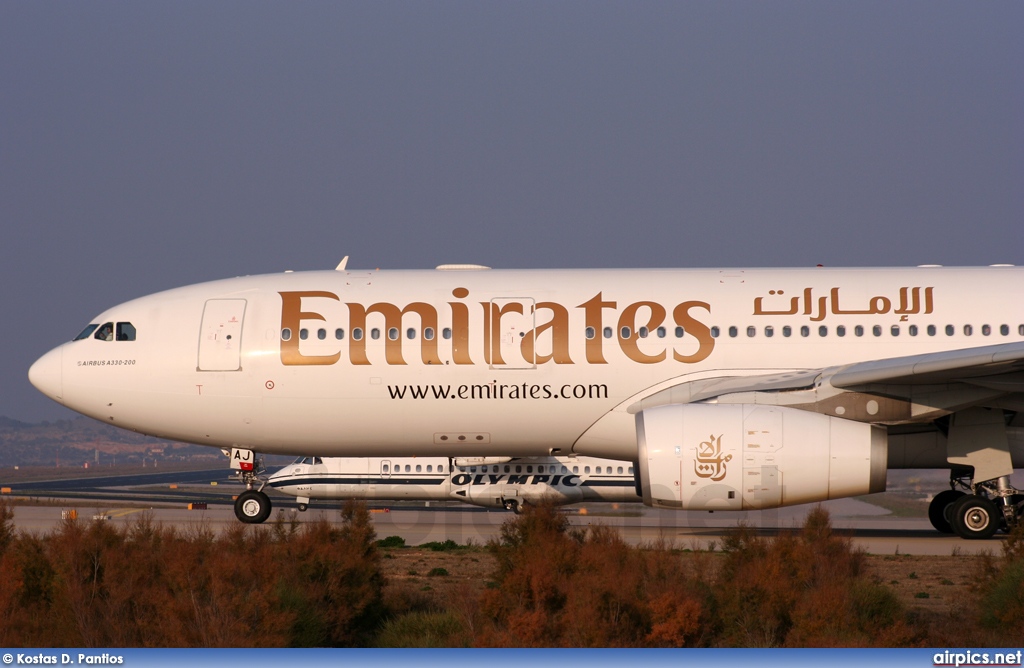 A6-EAJ, Airbus A330-200, Emirates