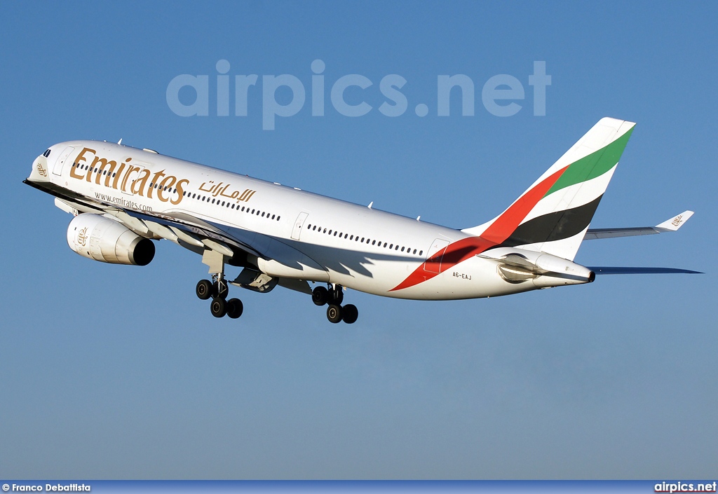 A6-EAJ, Airbus A330-200, Emirates