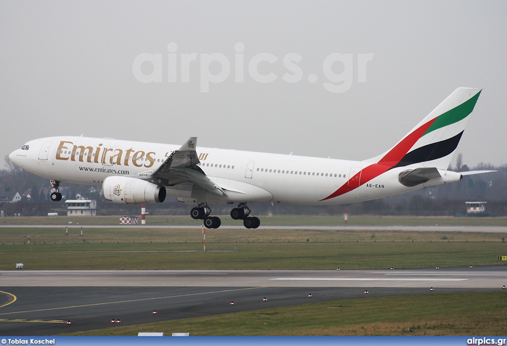 A6-EAN, Airbus A330-200, Emirates