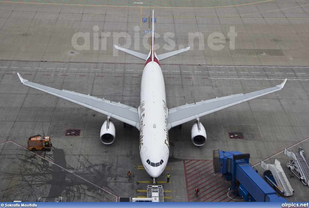 A6-EAP, Airbus A330-200, Emirates