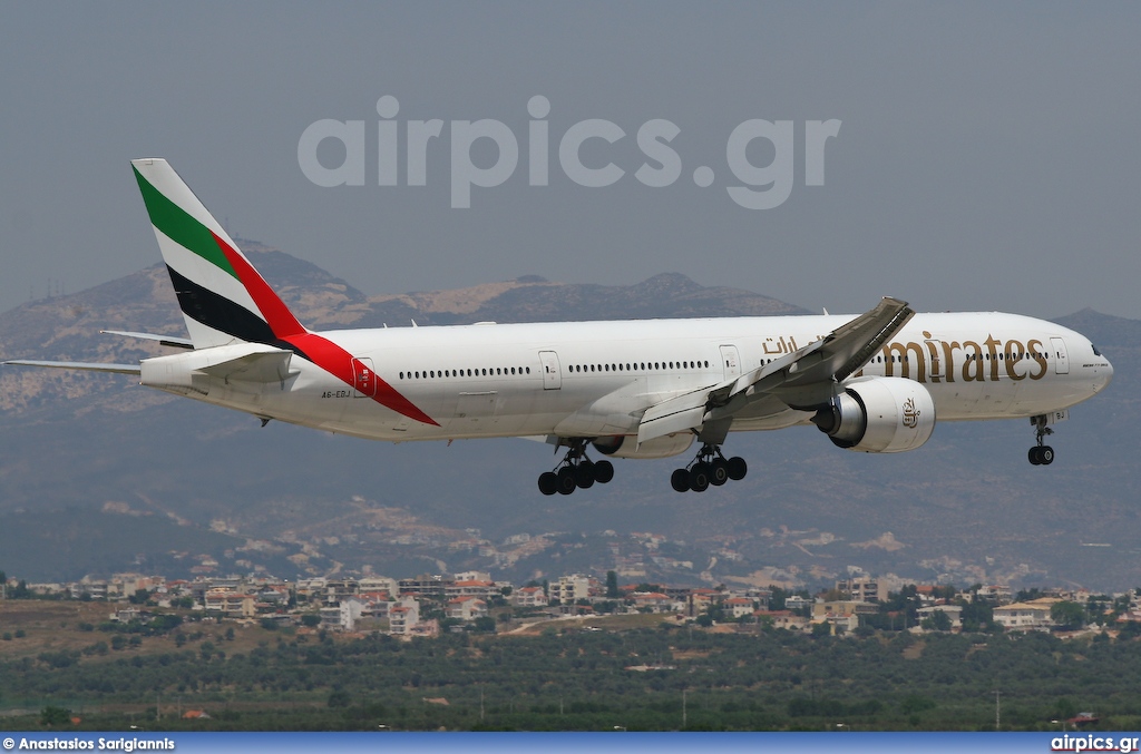 A6-EBJ, Boeing 777-300ER, Emirates