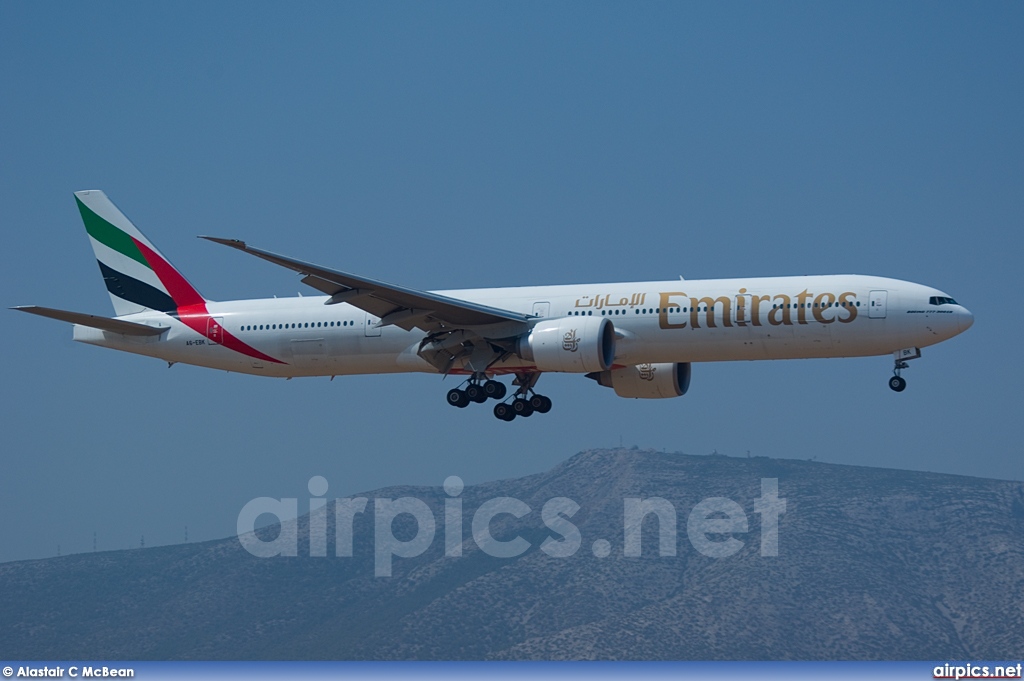 A6-EBK, Boeing 777-300, Emirates