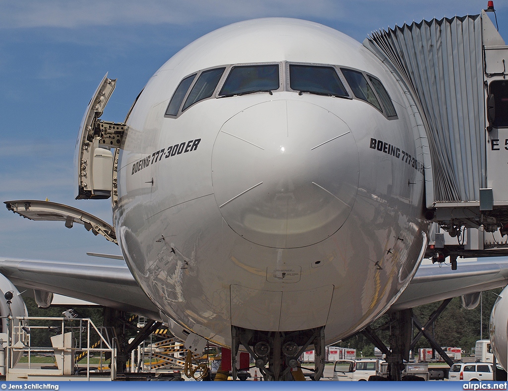 A6-EBY, Boeing 777-300ER, Emirates