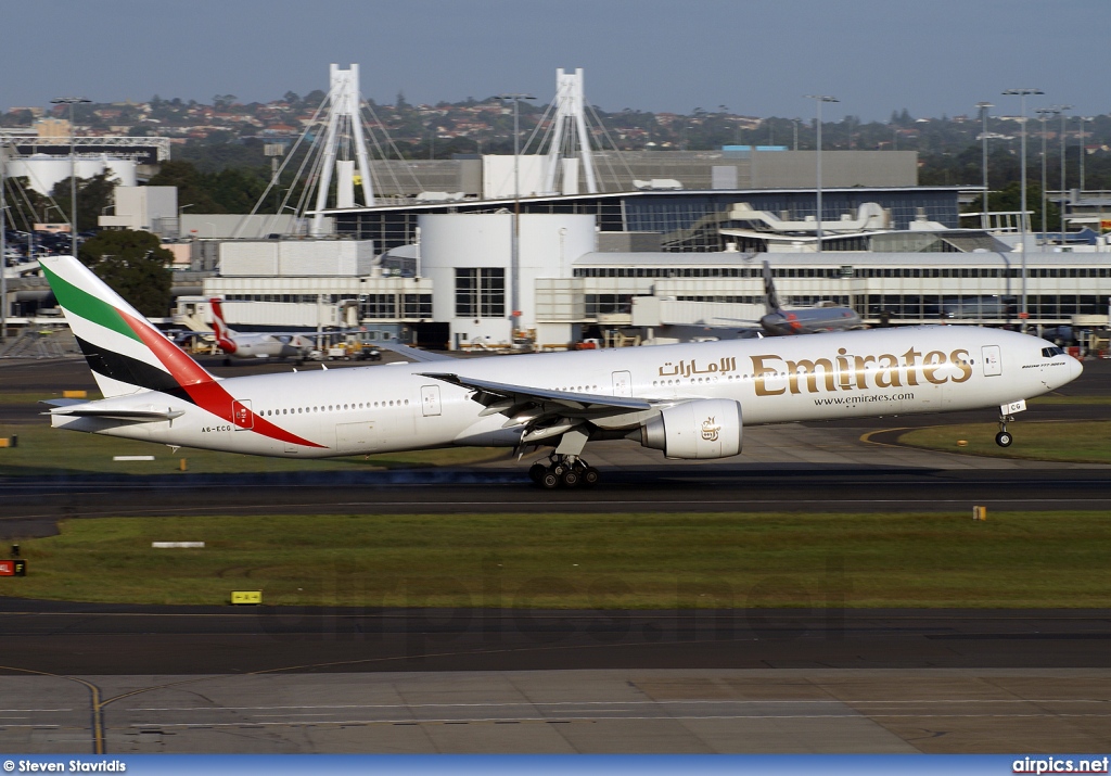 A6-ECG, Boeing 777-300ER, Emirates