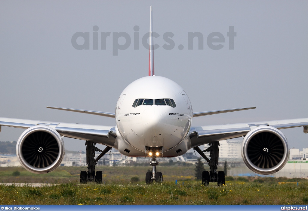 A6-ECO, Boeing 777-300ER, Emirates