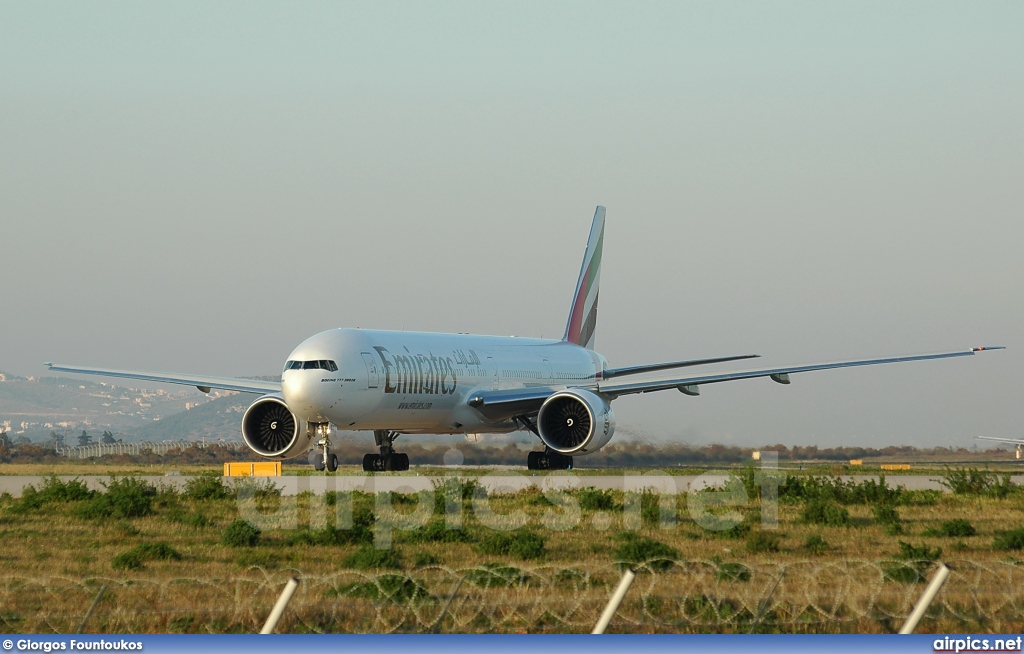 A6-ECT, Boeing 777-300ER, Emirates