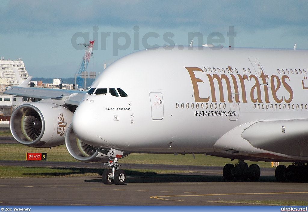 A6-EDE, Airbus A380-800, Emirates