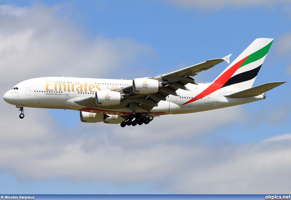 A6-EDF, Airbus A380-800, Emirates