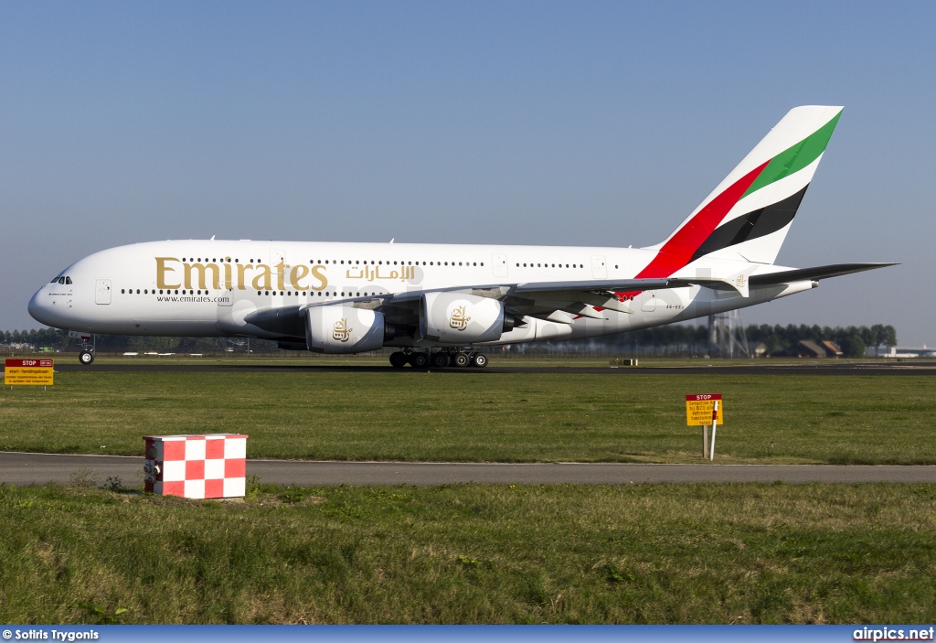 A6-EEJ, Airbus A380-800, Emirates