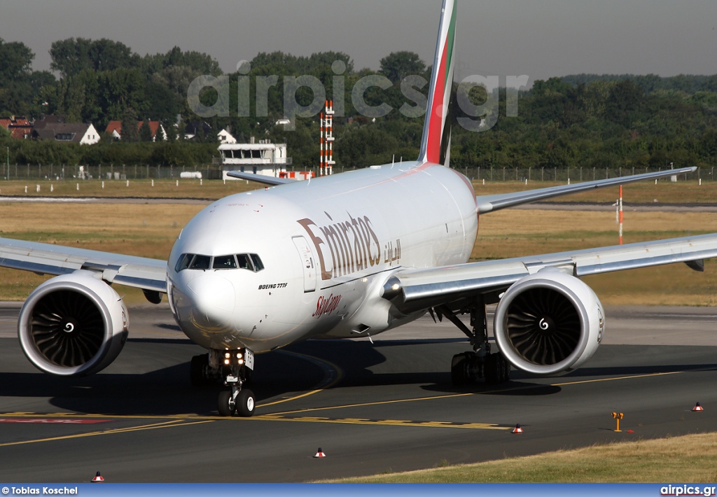 A6-EFE, Boeing 777F, Emirates SkyCargo