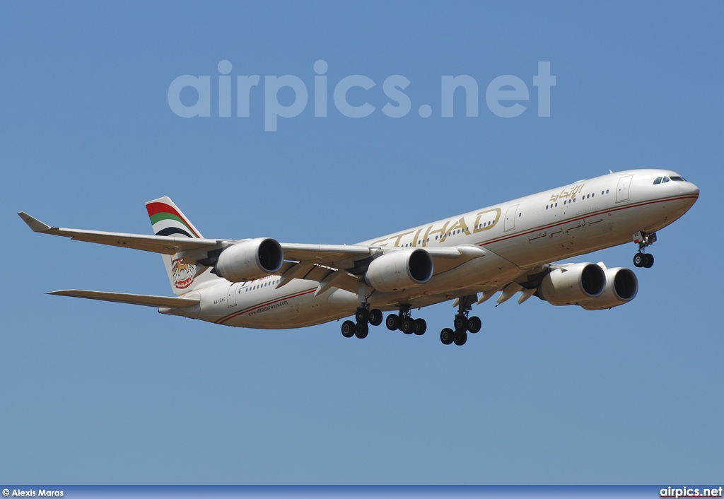 A6-EHC, Airbus A340-500, Etihad Airways