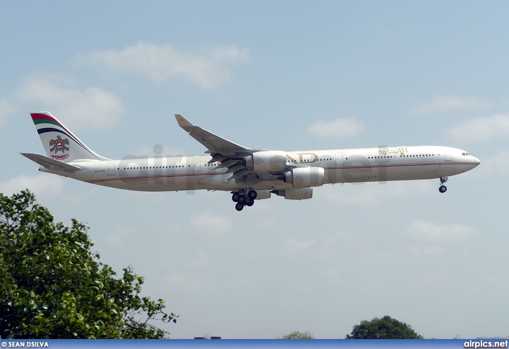 A6-EHF, Airbus A340-600, Etihad Airways