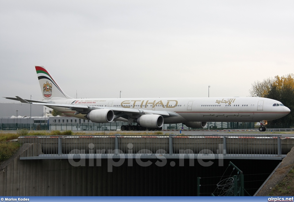 A6-EHH, Airbus A340-600, Etihad Airways