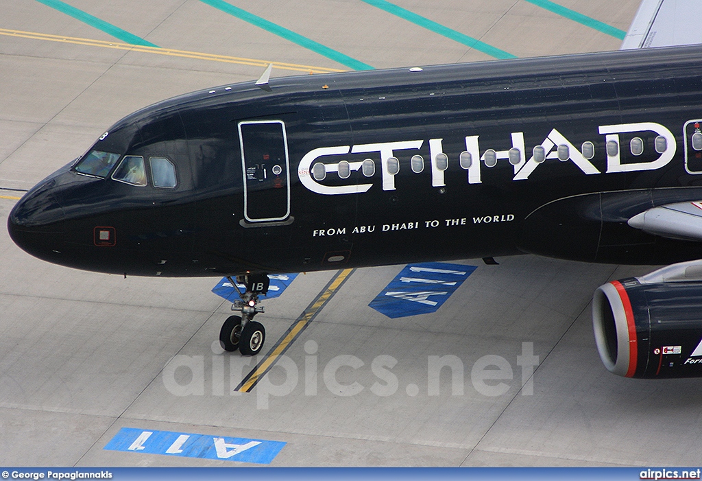 A6-EIB, Airbus A320-200, Etihad Airways