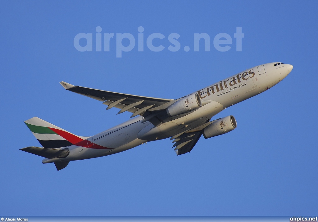 A6-EKX, Airbus A330-200, Emirates