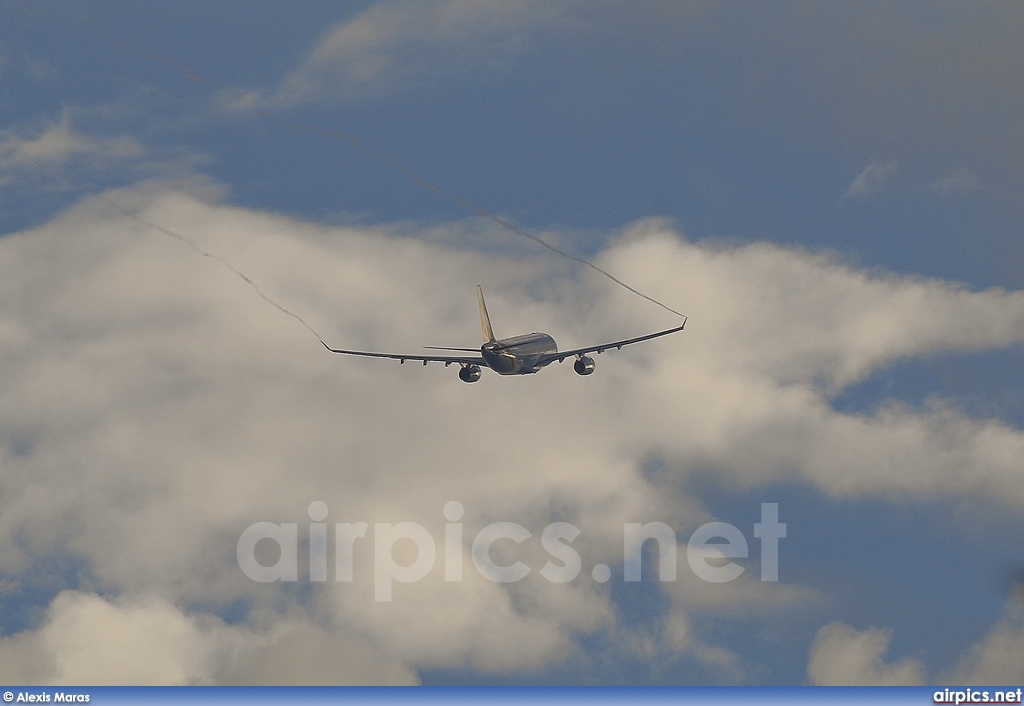 A6-EKX, Airbus A330-200, Emirates