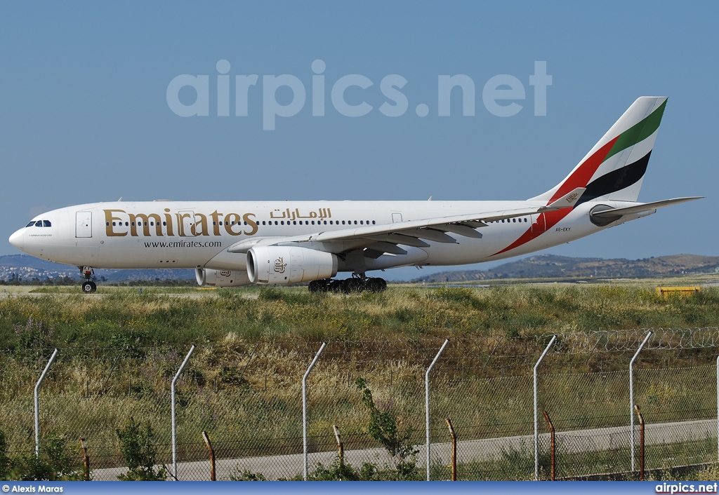 A6-EKY, Airbus A330-200, Emirates