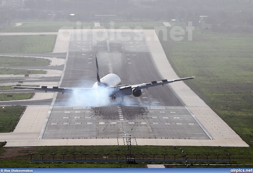 A6-EMP, Boeing 777-300, Emirates