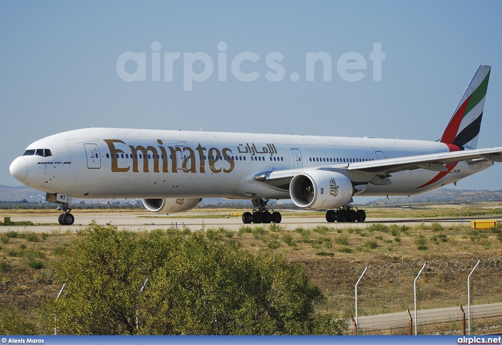 A6-EMT, Boeing 777-300, Emirates