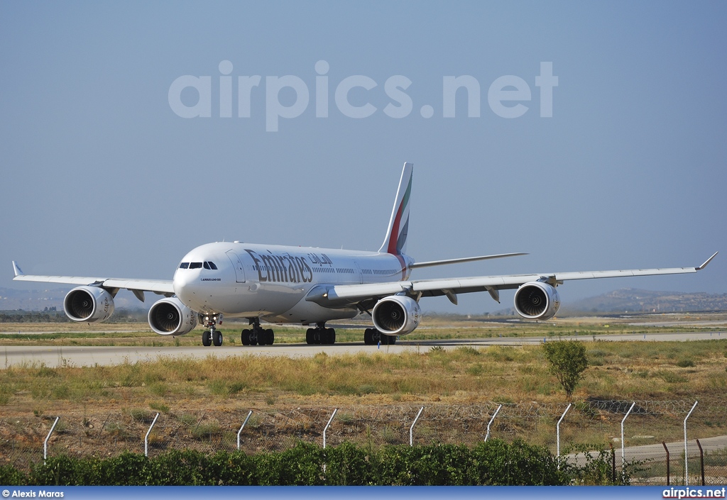 A6-ERH, Airbus A340-500, Emirates