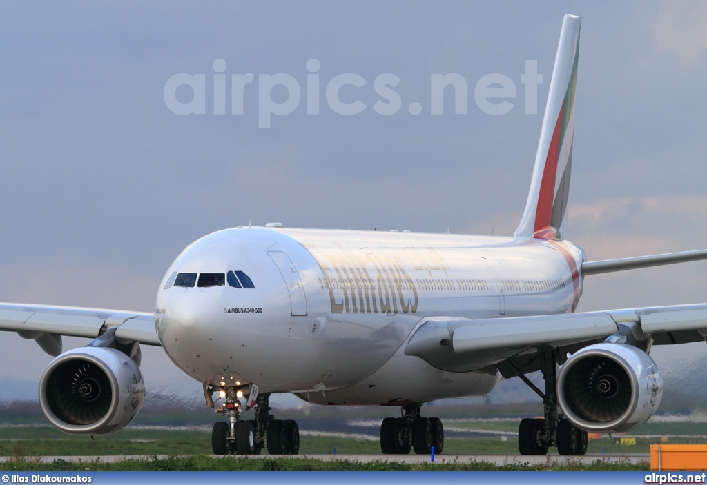 A6-ERJ, Airbus A340-500, Emirates