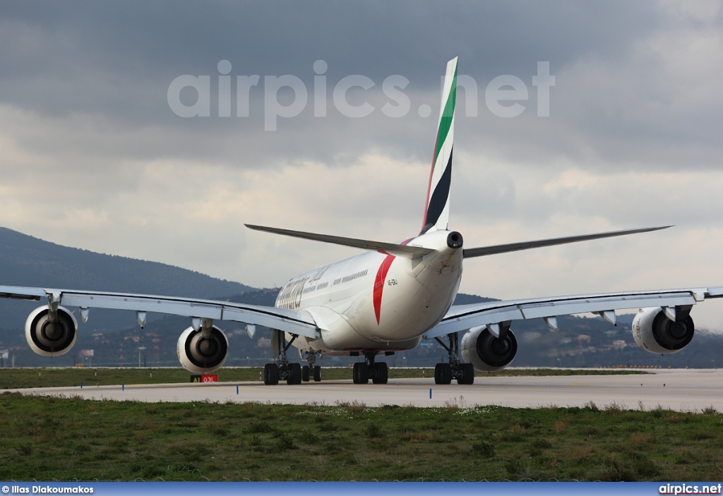 A6-ERJ, Airbus A340-500, Emirates
