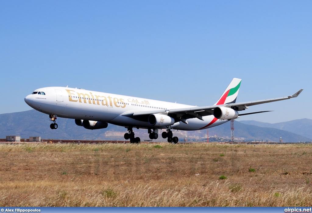 A6-ERN, Airbus A340-300, Emirates