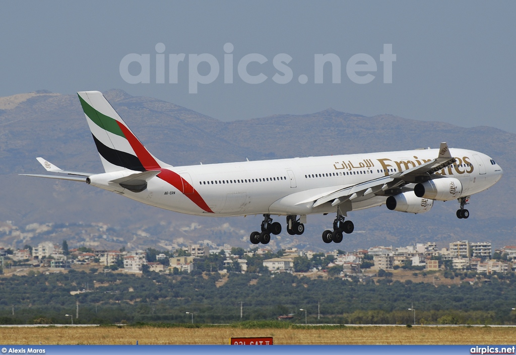 A6-ERN, Airbus A340-300, Emirates