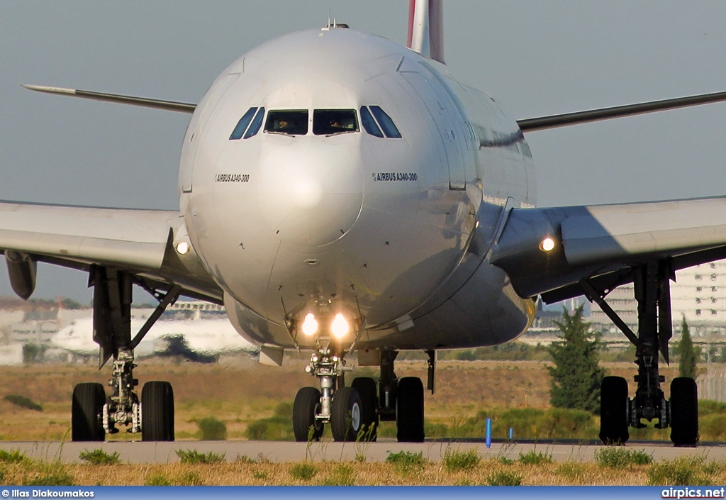 A6-ERO, Airbus A340-300, Emirates