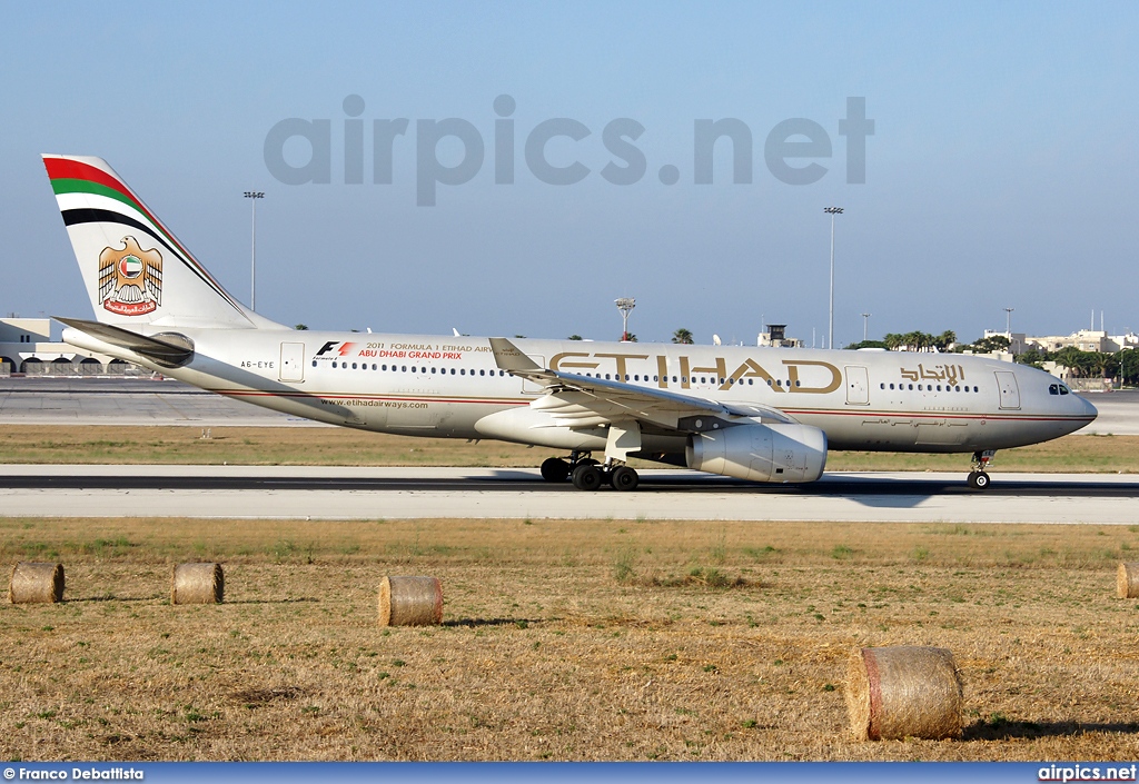 A6-EYE, Airbus A330-200, Etihad Airways