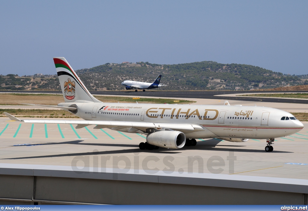 A6-EYG, Airbus A330-200, Etihad Airways