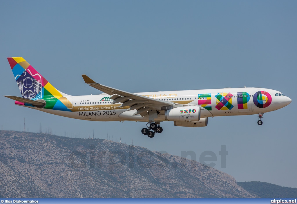 A6-EYH, Airbus A330-200, Etihad Airways