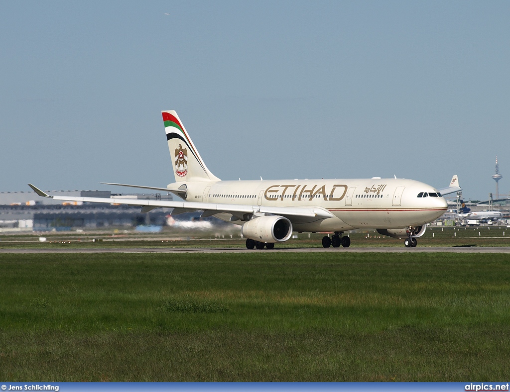 A6-EYN, Airbus A330-200, Etihad Airways