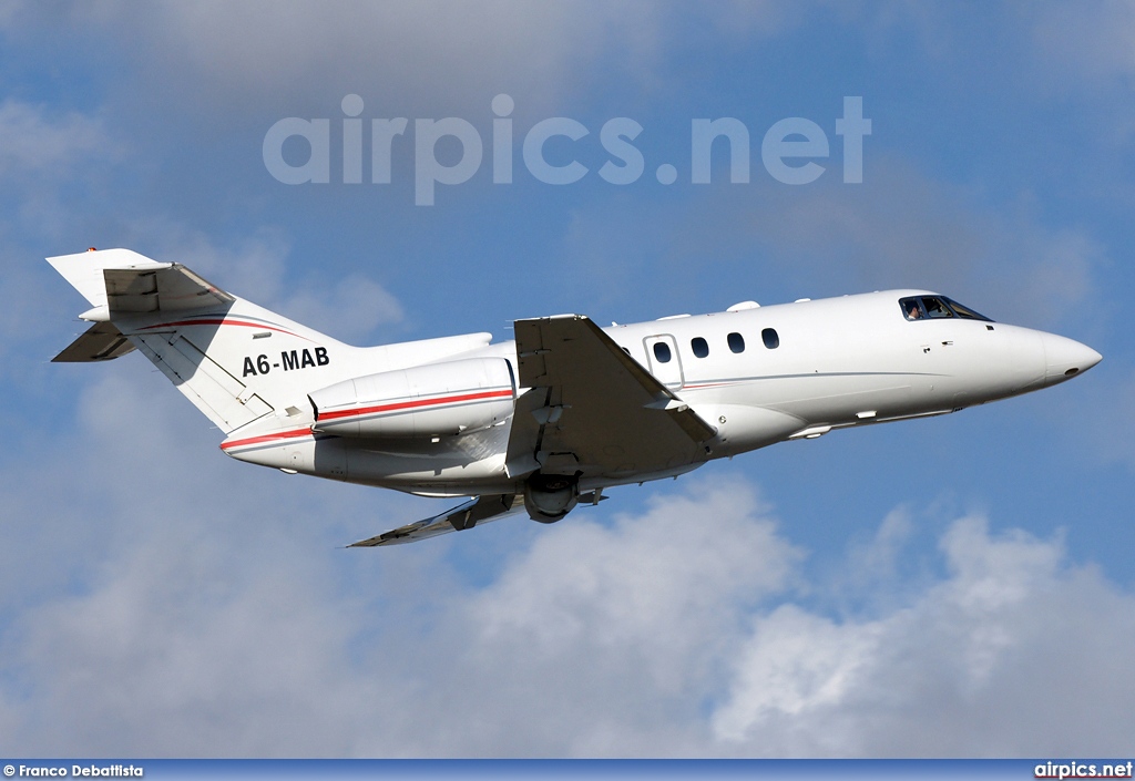 A6-MAB, Hawker 800XP, Dana Executive Jets