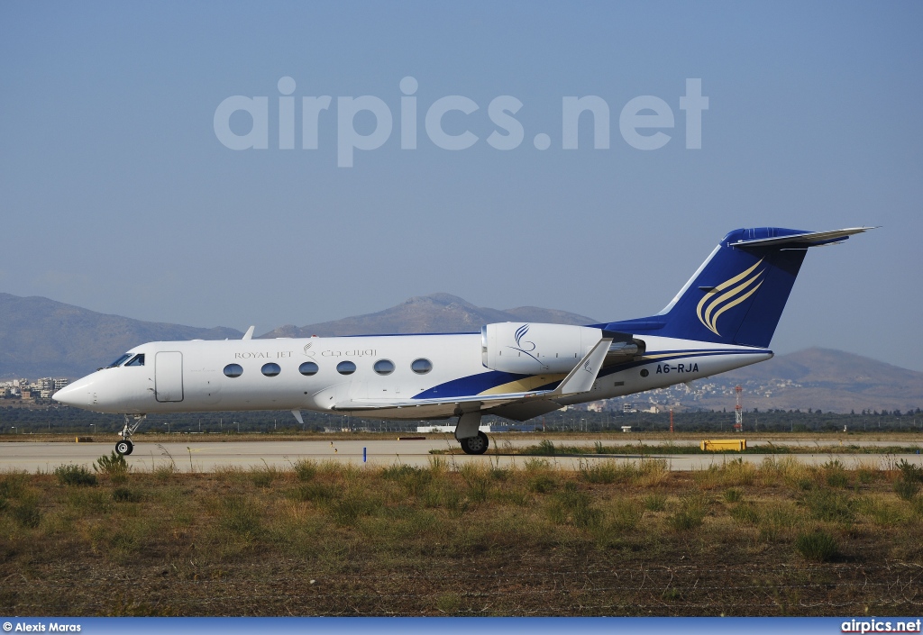 A6-RJA, Gulfstream G300, Royal Jet