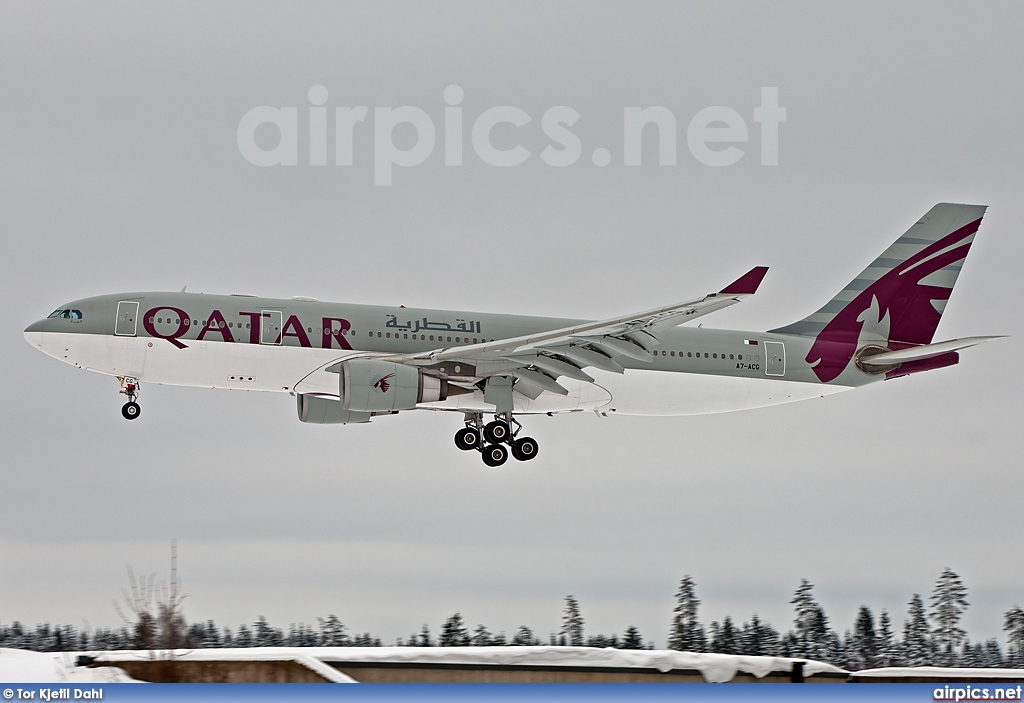 A7-ACG, Airbus A330-200, Qatar Airways