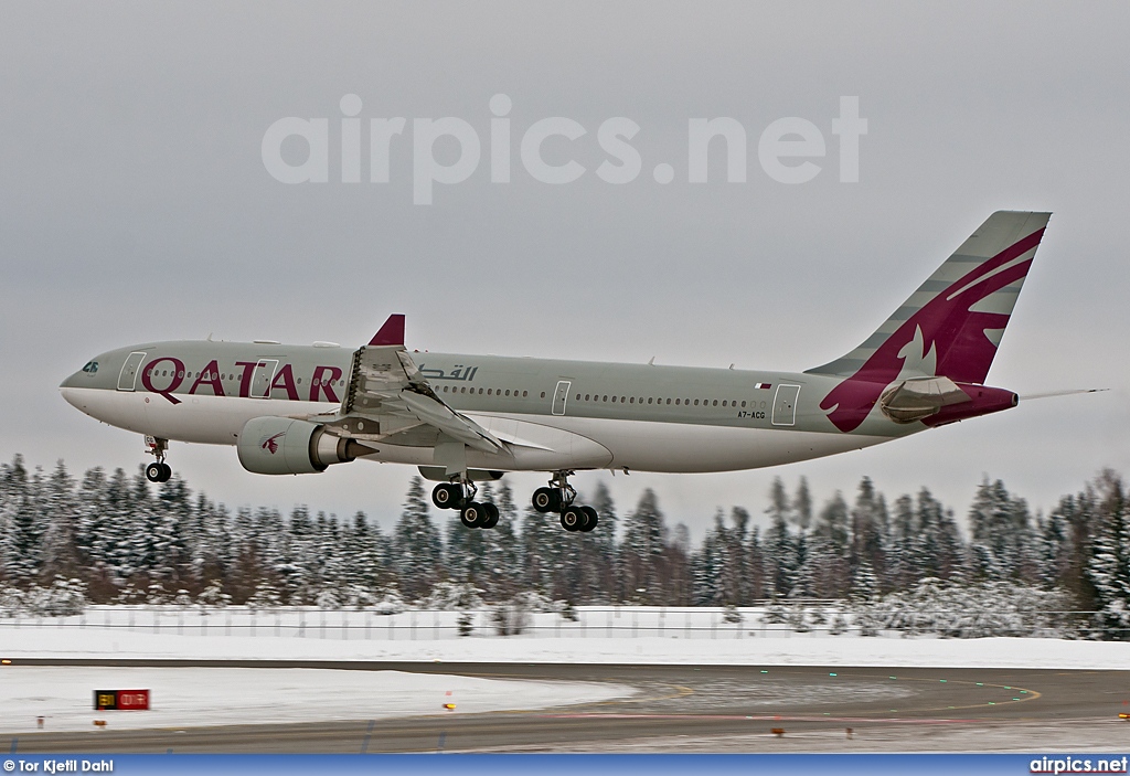 A7-ACG, Airbus A330-200, Qatar Airways