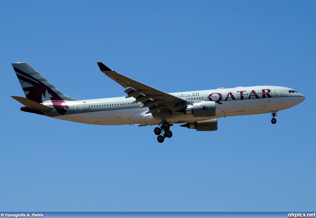 A7-ACM, Airbus A330-200, Qatar Airways