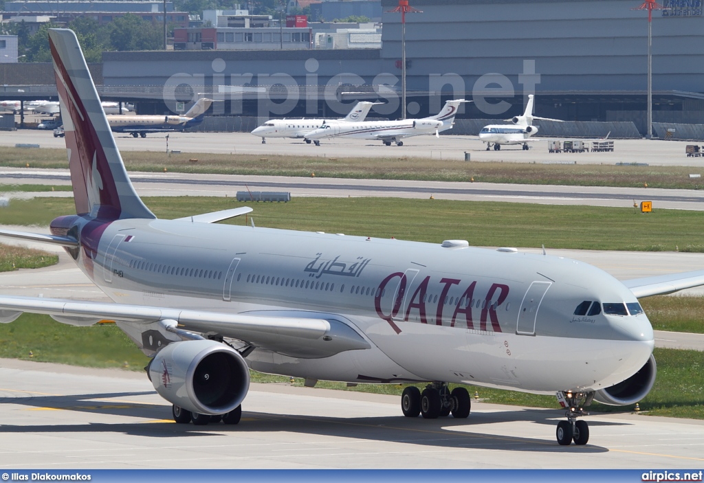 A7-AEA, Airbus A330-300, Qatar Airways