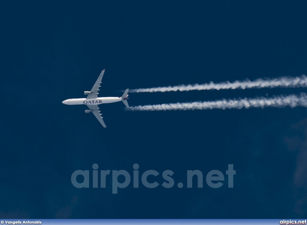 A7-AEE, Airbus A330-300, Qatar Airways