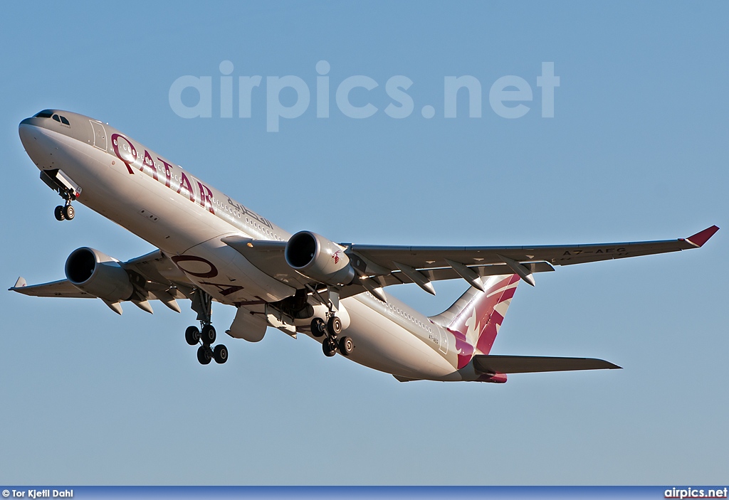 A7-AEG, Airbus A330-300, Qatar Airways