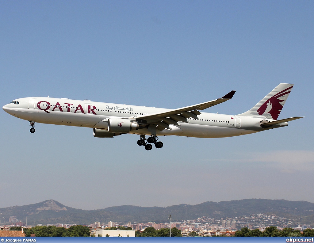 A7-AEJ, Airbus A330-300, Qatar Airways