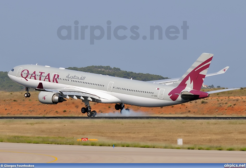 A7-AEN, Airbus A330-300, Qatar Airways